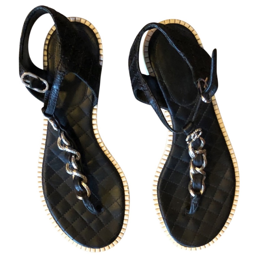 Authentic Chanel thong souple calfskin black sandals